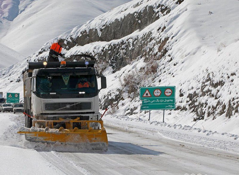 تردد در محورهای کوهستانی آذربایجان شرقی با زنجیر چرخ تردد در محورهای کوهستانی آذربایجان شرقی با زنجیر چرخ