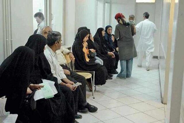 معاینه همزمان چند بیمار در مطب ممنوع استرئیس هیات معاینه همزمان چند بیمار در مطب ممنوع استرئیس هیات