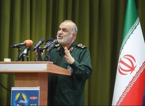 فرمانده کل سپاه: تعرض به کشور را بیپاسخ نخواهیم گذاشت فرمانده کل سپاه: تعرض به کشور را بیپاسخ نخواهیم گذاشت