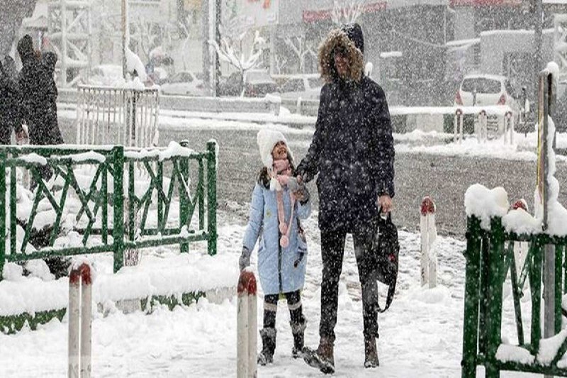 تبریز یخ میزند تبریز یخ میزند
