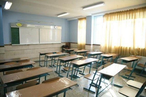 کلاس‌های بالای ۳۵ دانش‌آموز جمع می‌شودمعاون فنی و نظارت