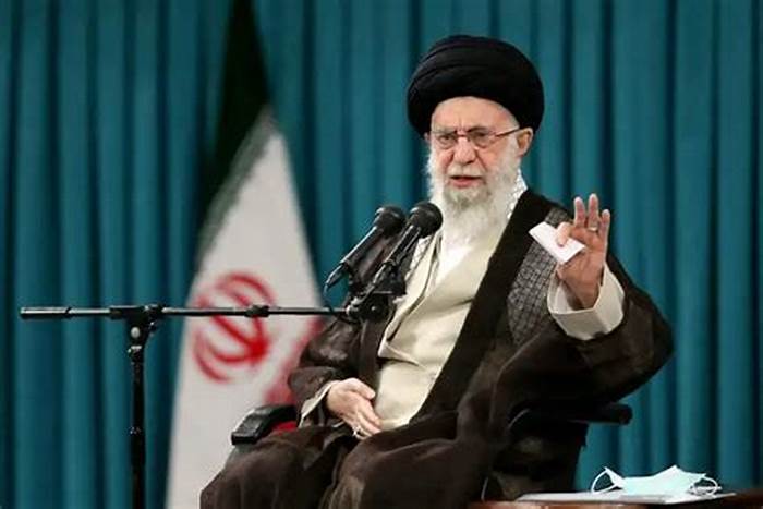 دیدار معلمان نمونه با رهبر انقلاب و رئیس جمهورسخنگوی