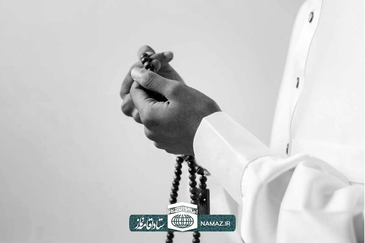 ۳ روش برای خواندن نماز شب اول قبر