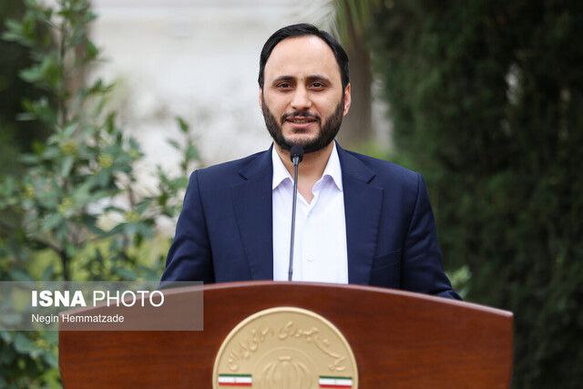 بهادری جهرمی: حقوق حداقل بگیران بازنشستگان تامین اجتماعی ۳۵ بهادری جهرمی: حقوق حداقل بگیران بازنشستگان تامین اجتماعی ۳۵