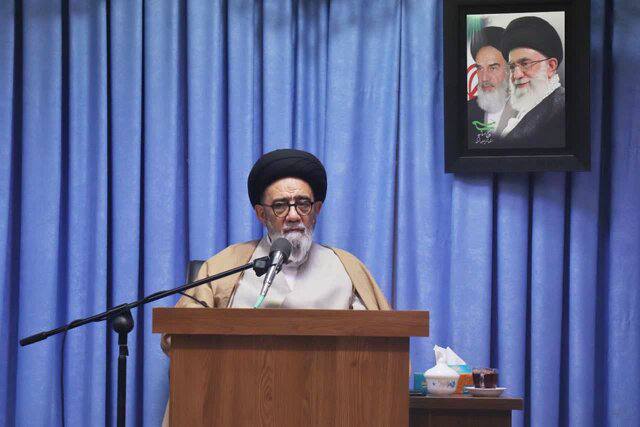نماینده ولی فقیه در آذربایجان شرقی:دستگاه آموزشی ما نباید