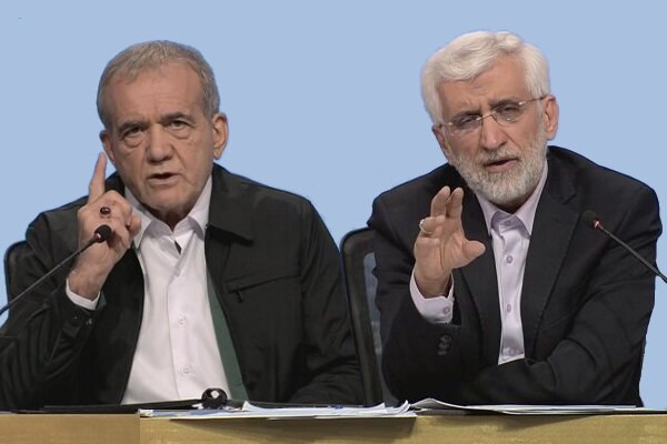 اولین مناظره دو نامزد انتخابات ریاستجمهوری در راه است اولین مناظره دو نامزد انتخابات ریاستجمهوری در راه است