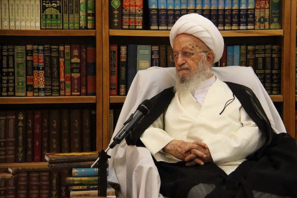 نظر آیت الله مکارم شیرازی در باره بازی همستر نظر آیت الله مکارم شیرازی در باره بازی همستر