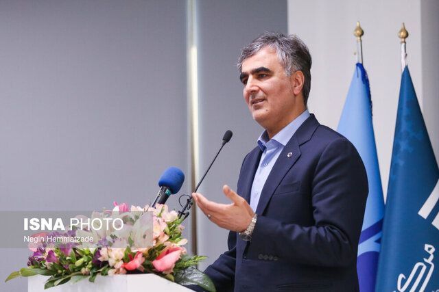رئیس‌کل بانک‌مرکزی: افزایش ذخایر ارز و طلای کشور