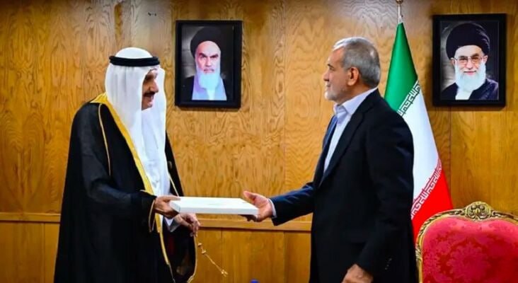 پادشاه عربستان به پزشکیان نامه نوشتخبرگزاری عربستان سعودی SPA:🔹سلمان پادشاه عربستان به پزشکیان نامه نوشتخبرگزاری عربستان سعودی SPA:🔹سلمان