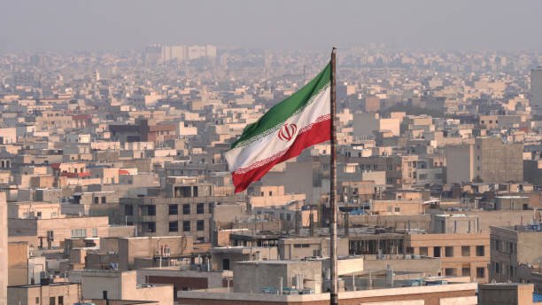 مقام ایرانی: پاسخ ایران به اسرائیل سخت و دردناک خواهد بود