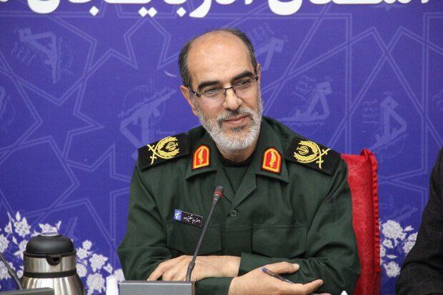 فرمانده سپاه عاشورا: رئیس جمهور فعالیت‌های اقتصادی را در استان تسریع کند
