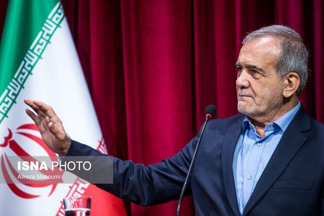 ۲۶ شهریور اولین نشست خبری رئیس جمهور