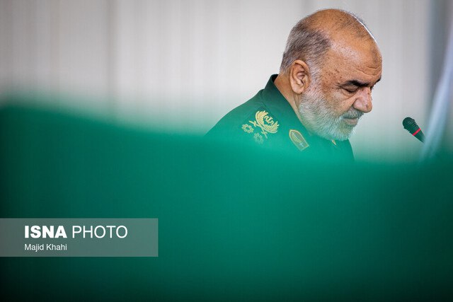 سردار سلامی: دشمن به‌زودی طعم دردناک انتقام را خواهد