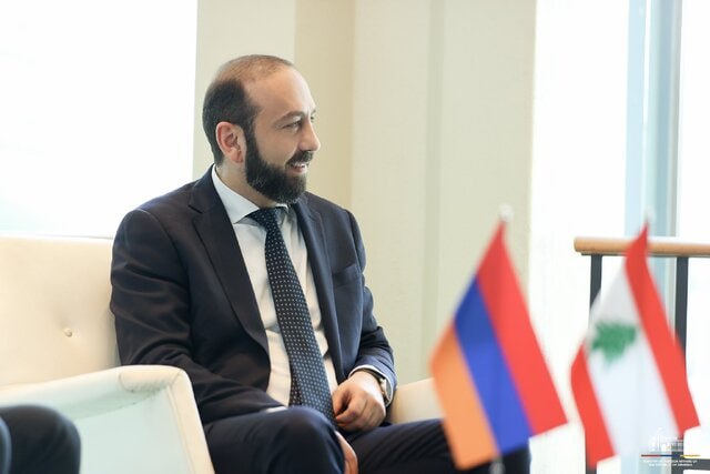 وزیر خارجه ارمنستان: آماده‌ایم توافق صلح با آذربایجان را