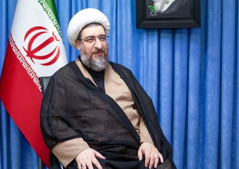امام جمعه تبریز در دیدار با پیشکسوتان ورزش استان؛برای تماشای دیدار تراکتور به ورزشگاه خواهم رفت