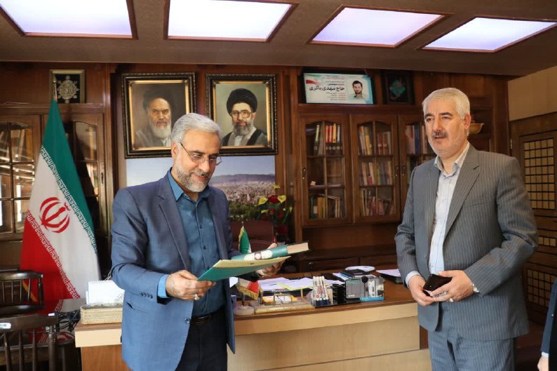 علی راستی عضو جدید شورای اسلامی کلانشهر تبریز سوگند یاد کرد