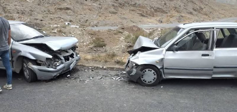 💢۷ مصدوم درپی برخورد شاخ به شاخ دو خودرو