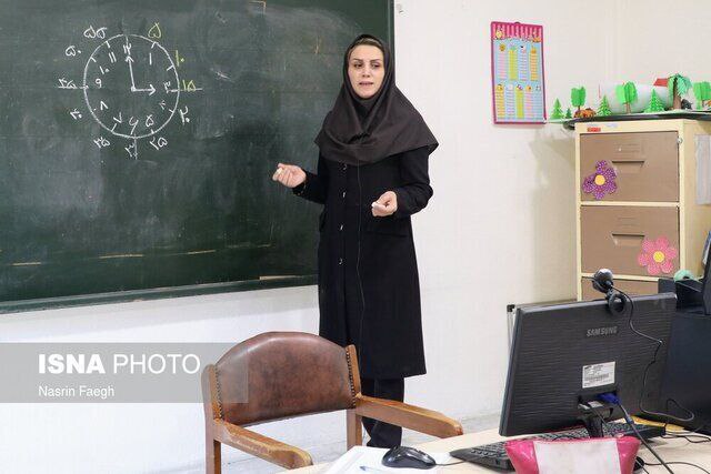 حاجیبابایی، نایب رییس مجلس: واریز مابقی پاداش پایان خدمت بازنشستگان ۱۴۰۲ تا قبل از پایان سال حاجیبابایی، نایب رییس مجلس: واریز مابقی پاداش پایان خدمت بازنشستگان ۱۴۰۲ تا قبل از پایان سال