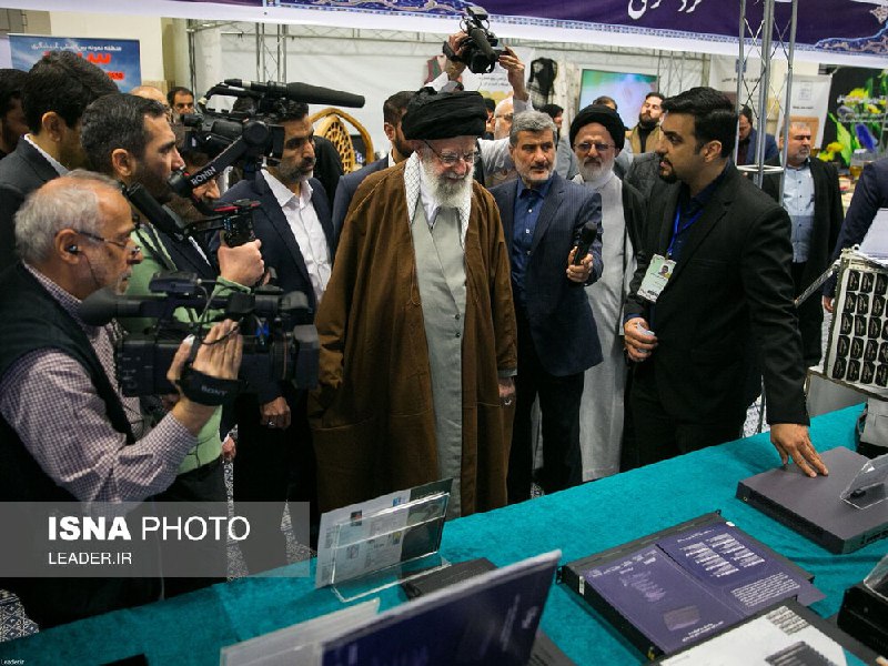 رهبر انقلاب: تنها راه پیشبرد کشور استفاده از توانمندی‌های بخش خصوصی است