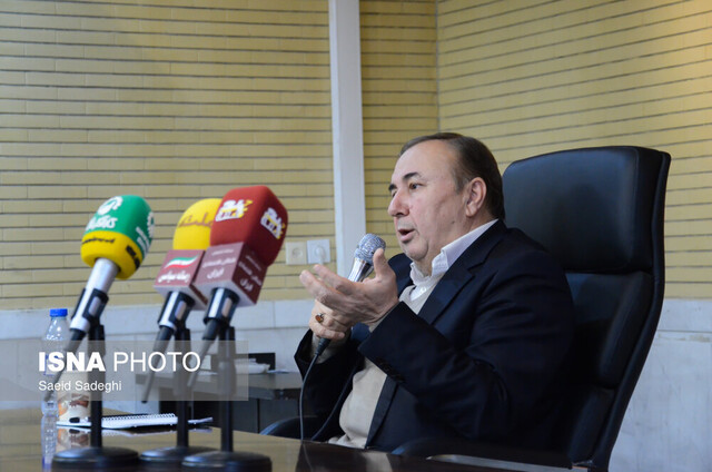 دکتر نوین: نمایندگان تا جایی که امکان دارد ناظر و تماشاچی انتصابات هستند دکتر نوین: نمایندگان تا جایی که امکان دارد ناظر و تماشاچی انتصابات هستند