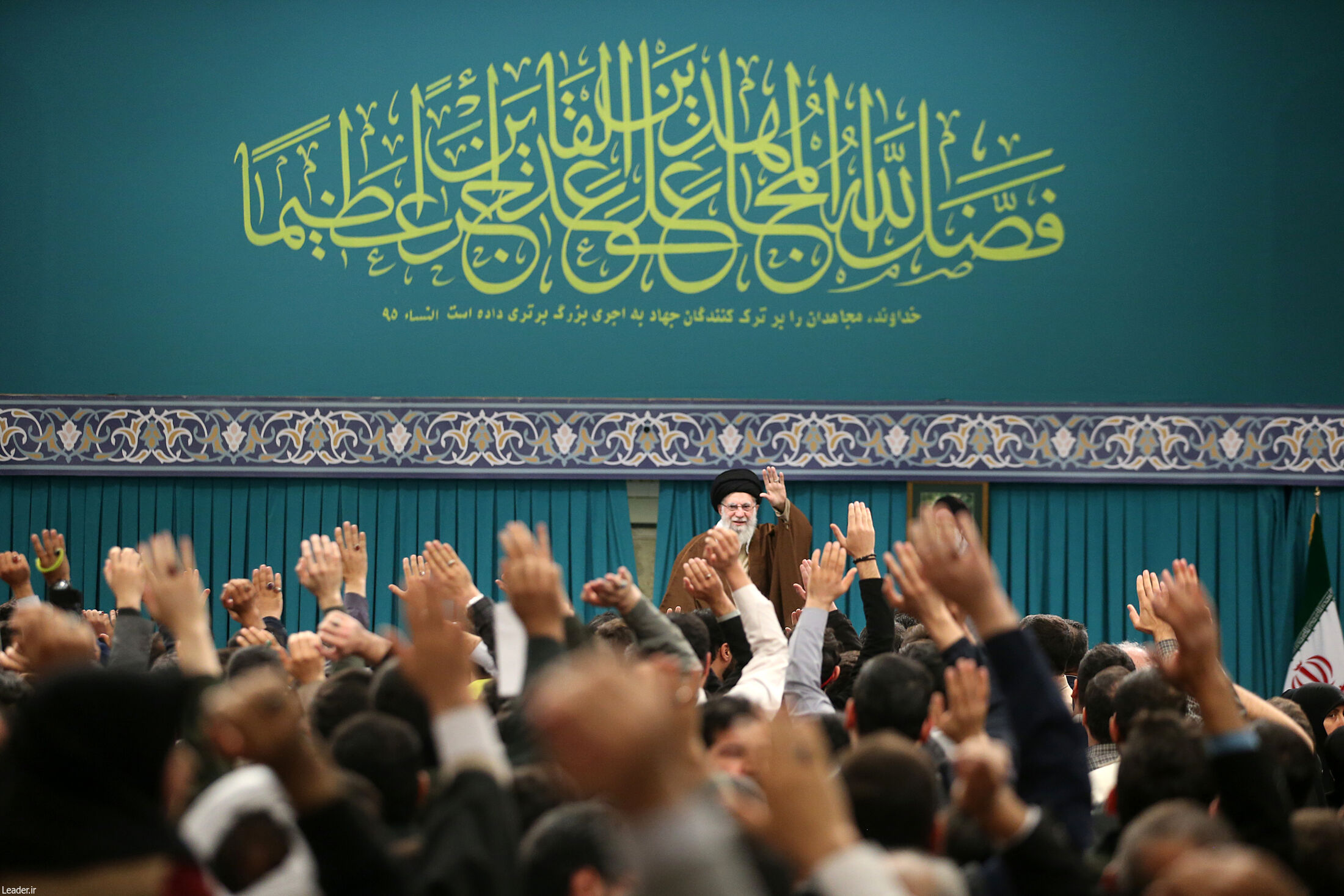 رهبر انقلاب :«مکتب سلیمانی» همان مکتب اسلام و قرآن است