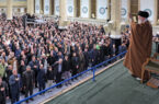 حضرت آیت‌الله خامنه‌ای: سرمایه‌گذاری نیازمند تضمین امنیت است و سه قوه باید در این زمینه کاملاً فعال و جدی باشند.