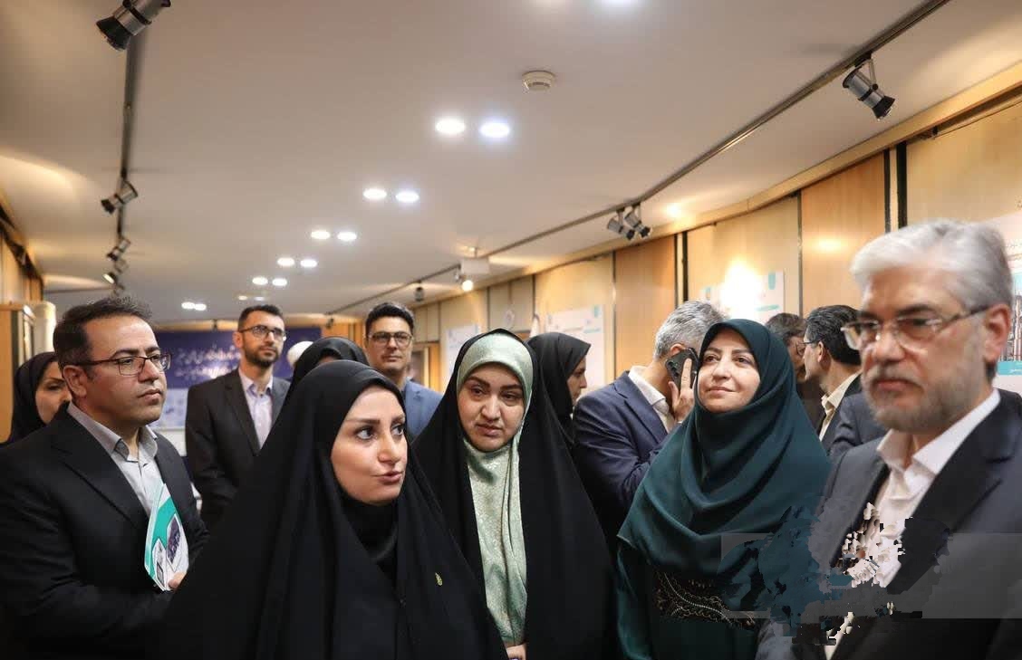 نمایشگاه دستاوردهای زیست محیطی پارک علم و فناوری آذربایجان شرقی