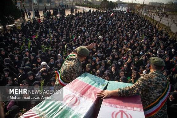 تشییع با شکوه شهدای اقتدار ایران در تهران
