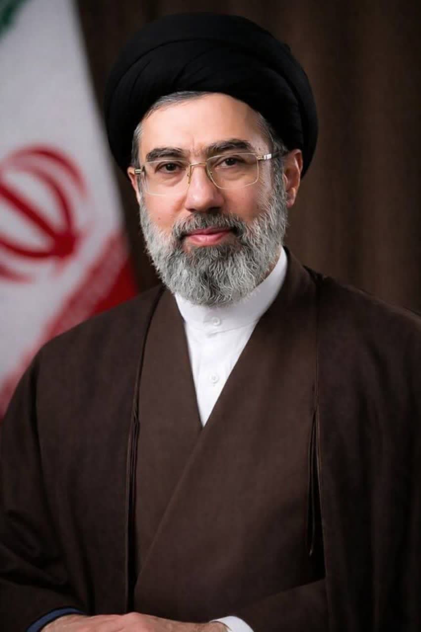 آیت الله سید مجتبی خامنه ای خلف صالحی است که بینش و درایت و شجاعت را از رهبر شهید به ارث برده است/ این انتخاب مورد تائید کشورهای دوست و امت حزب الله منطقه است